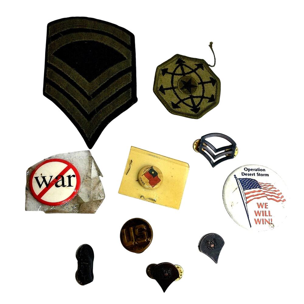 Vintage US Army Militaria Lot Desert Storm Pin Green Chevron Rank Patches Set 10